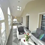 Rose Garden Hotel 3*