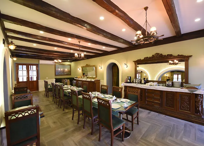 Rose Garden Hotel 3*