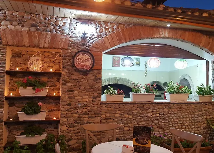 酒店 Rose Garden 3*