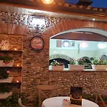 Hotel Rose Garden 3*