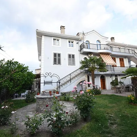 Rose Garden Hotel Shkodër