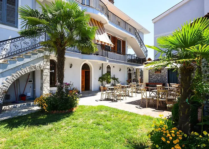 Rose Garden Hotel Shkoder